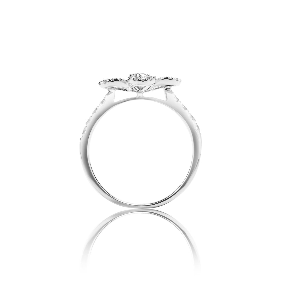 
                  
                    Load image into Gallery viewer, Floral diamond ring in 18k white gold
                  
                