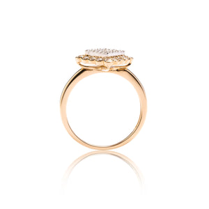 
                  
                    Load image into Gallery viewer, Lorelei princess diamond ring in 18k gold
                  
                