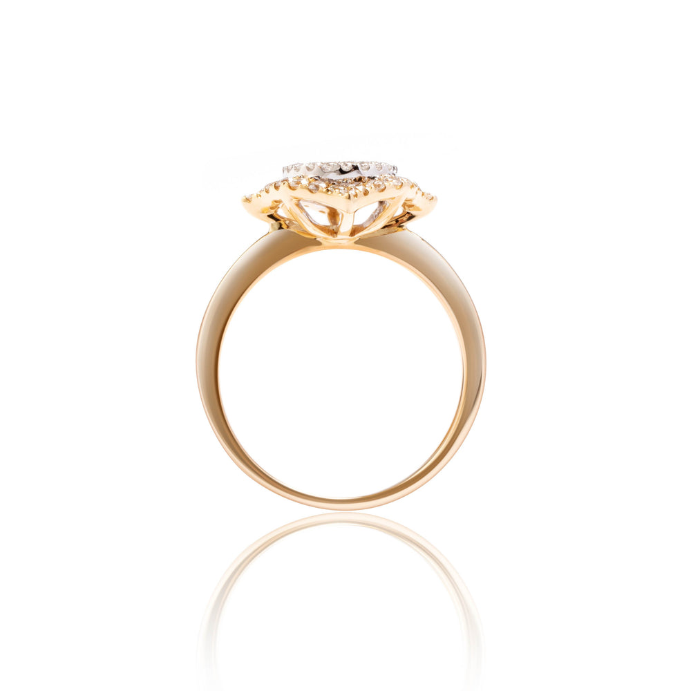 
                  
                    Load image into Gallery viewer, Oval shaped diamond ring in 18k yellow gold
                  
                
