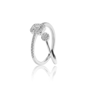 
                  
                    Load image into Gallery viewer, Halo pavé diamond ring in 18k white gold
                  
                