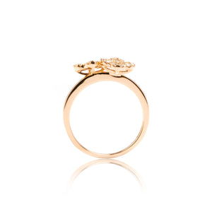 
                  
                    Load image into Gallery viewer, Four leaf clover floral diamond ring in 18k gold
                  
                